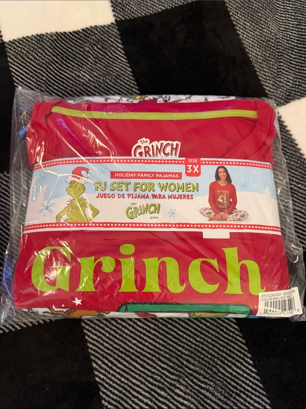 The Grinch Women’s Red Holiday PJ Set - 3X